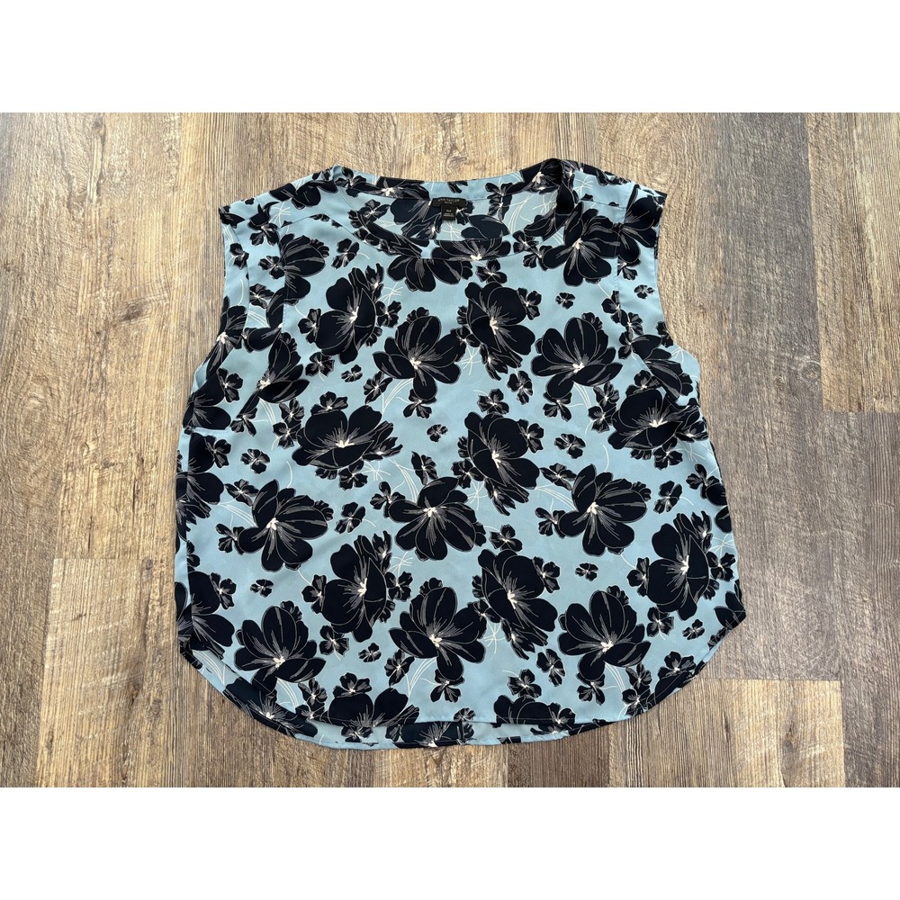 Ann Taylor Petite Floral Sleeveless Blouse Light Blue Navy XLP Extra Large